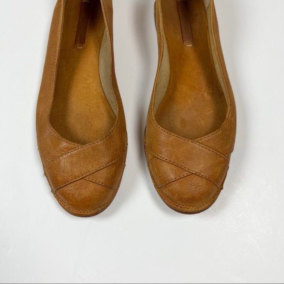 The Frye Company Leather Camel Flats - Picture 2 of 7